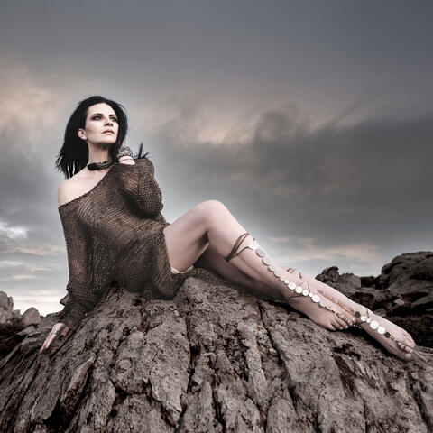 LA MIA STORIA TRA LE DITA / All Versions album art
