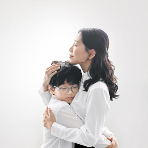 Yêu Thương Của Mẹ album art