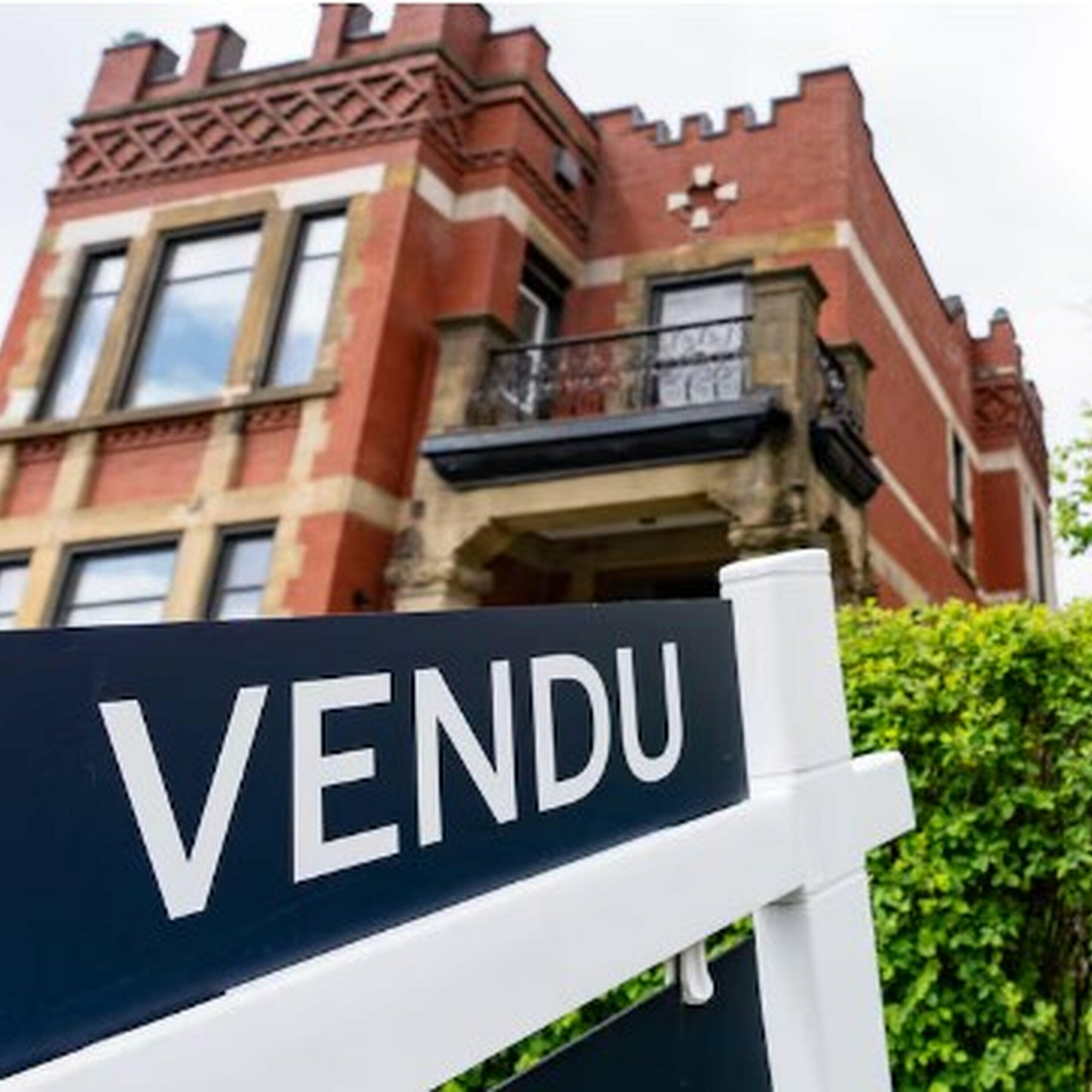 It now costs over a million dollars on average to buy a home in Montreal