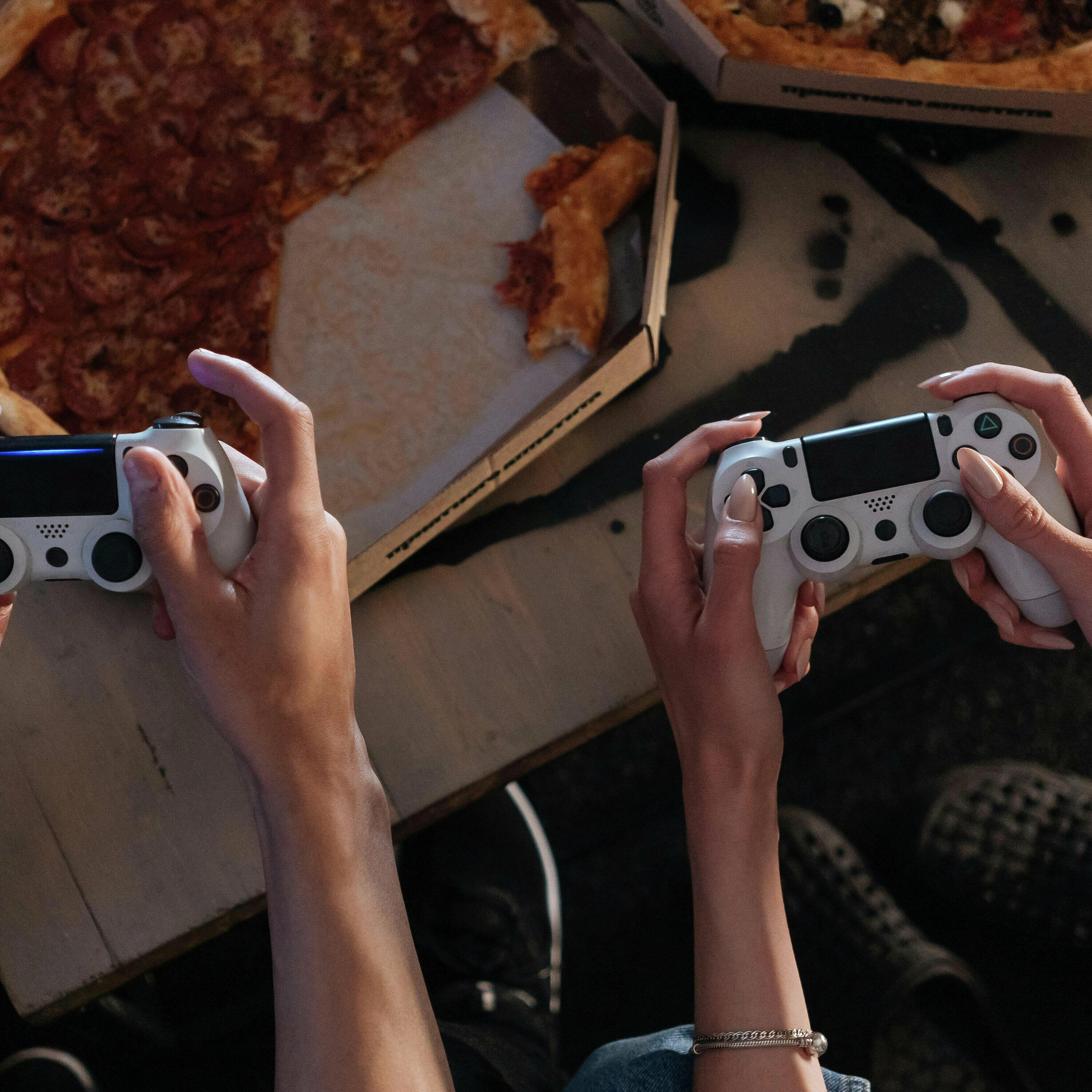 Schools in Quebec are banning phones but embracing video gaming… Does this send mixed signals?