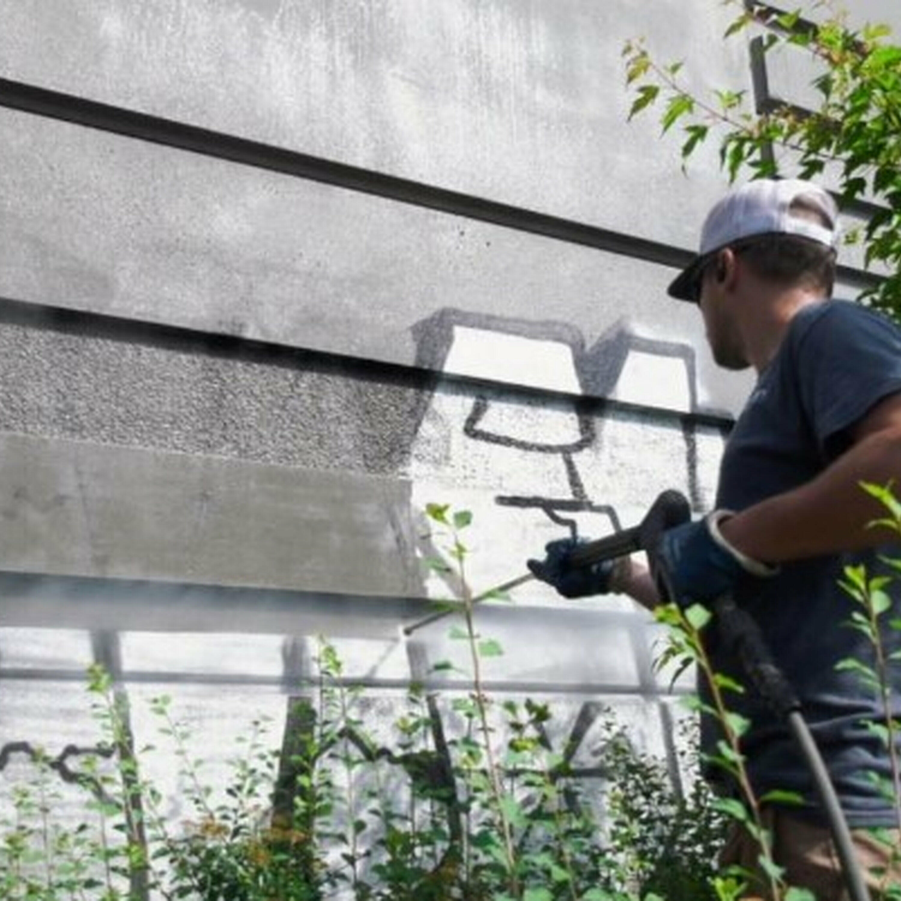 In Transit: Are faded markings turning Quebec's highways into a safety hazard?