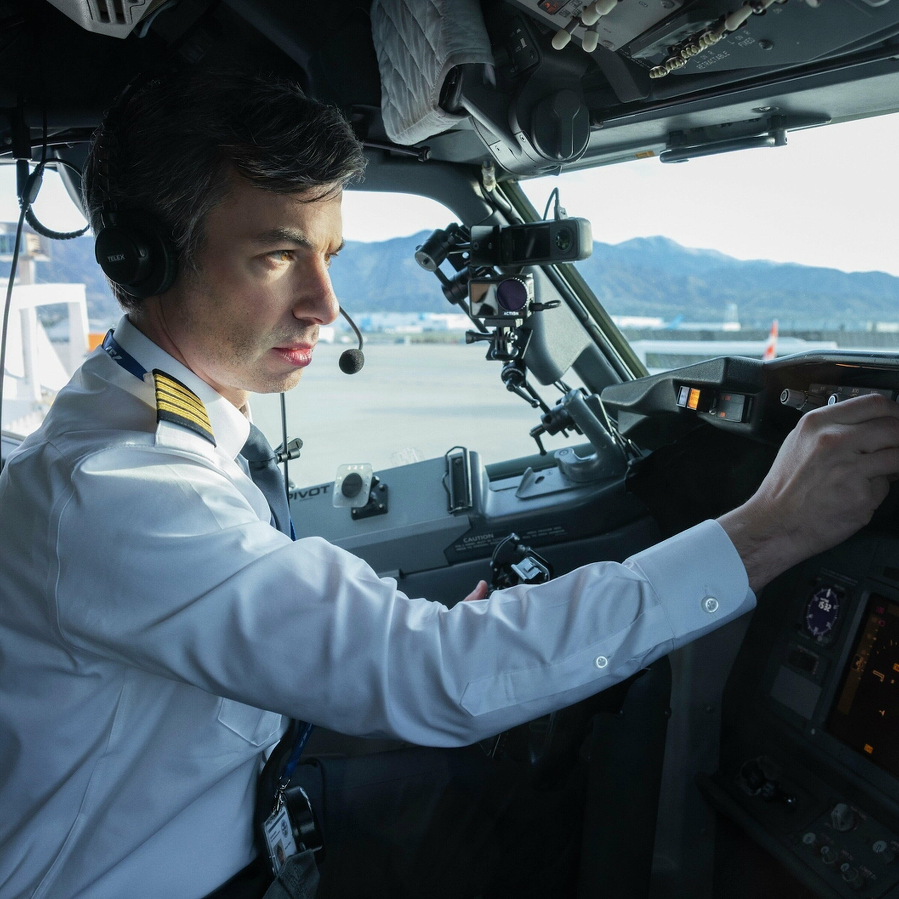 In Transit: How accurate is The Rehearsal's depiction of what goes on in an airplane cockpit?