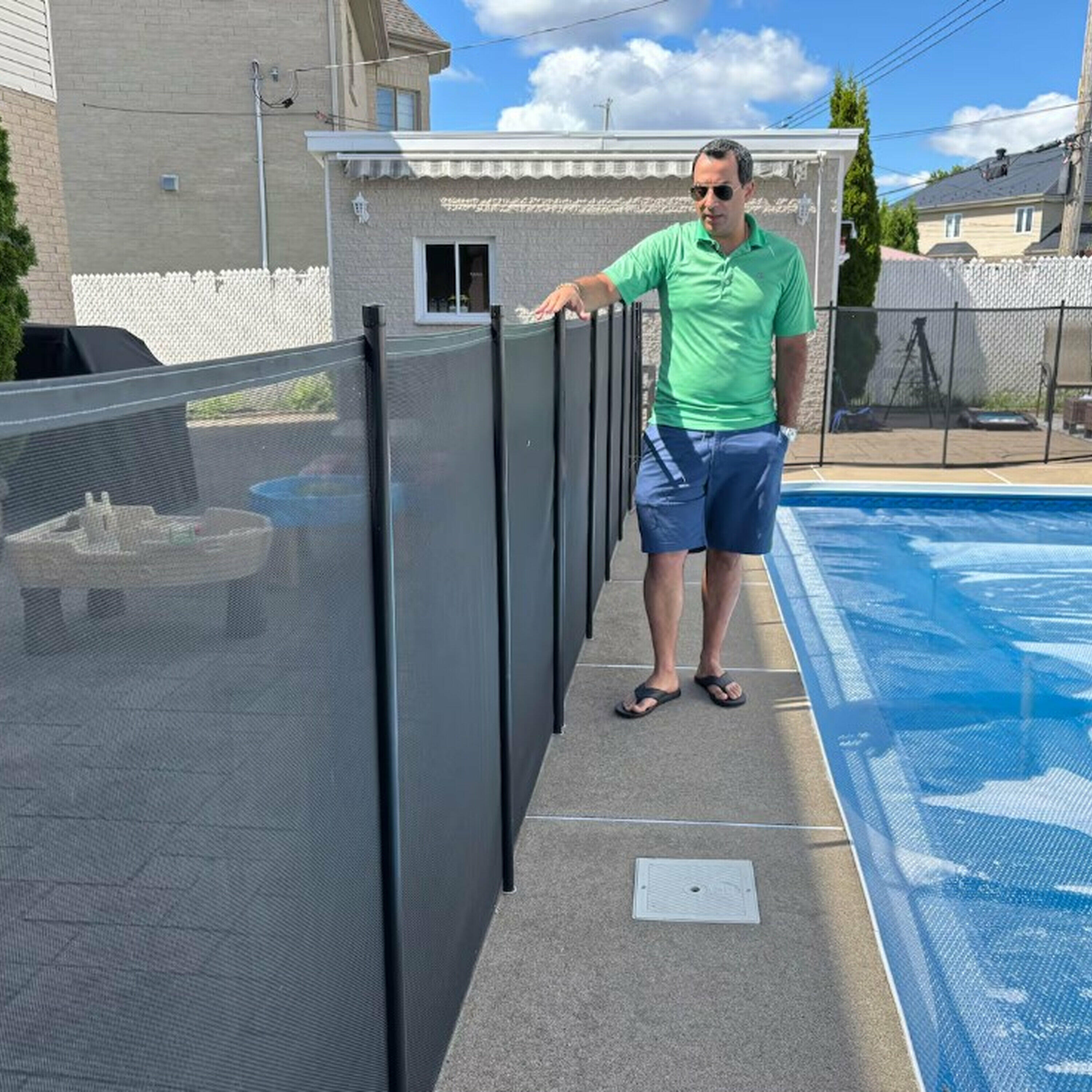 Why are some Montrealers being forced to replace perfectly legal pool fences?