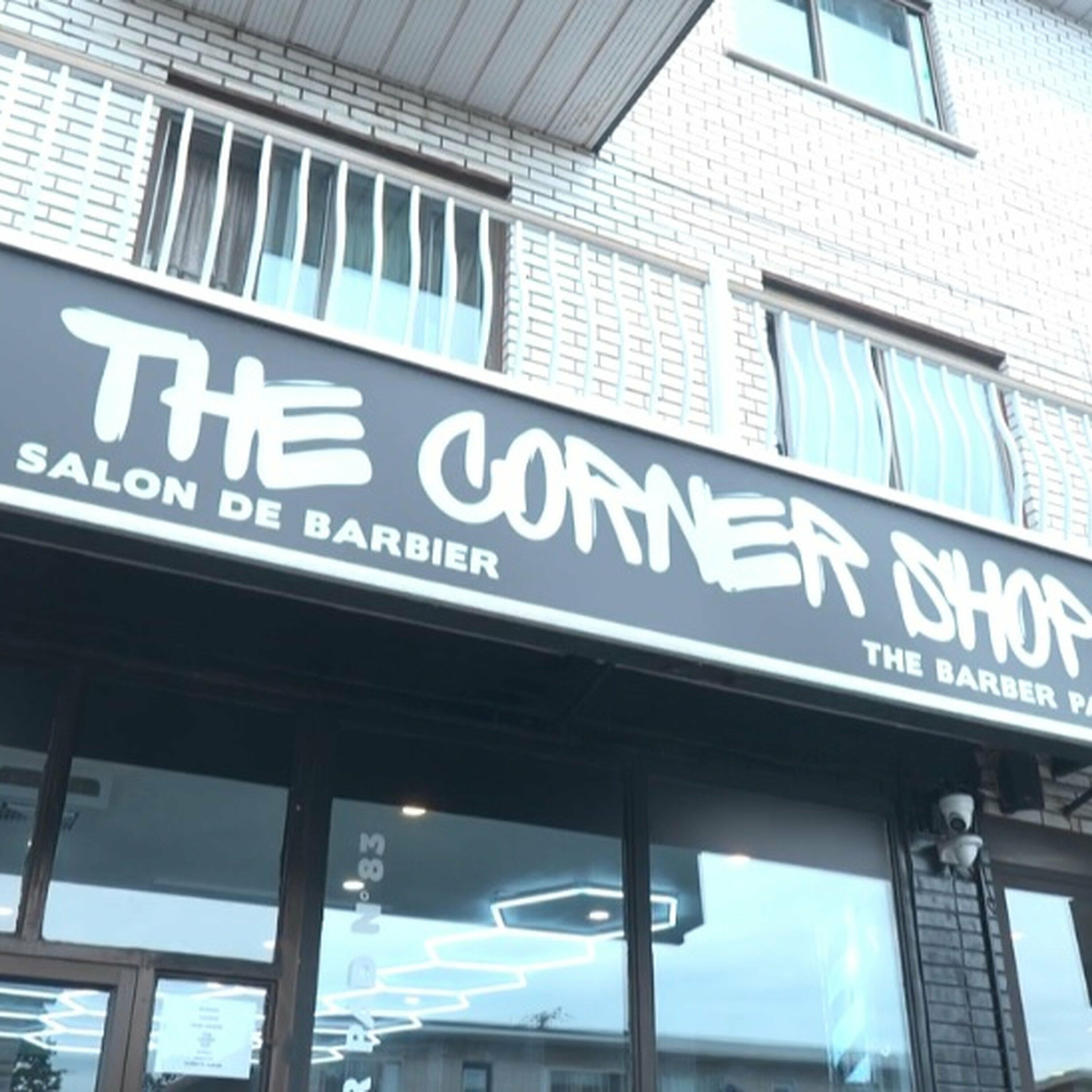 A St-Léonard barber is in hot water over English on his sign and Instagram…. now he's fighting back against Quebec’s language watchdog
