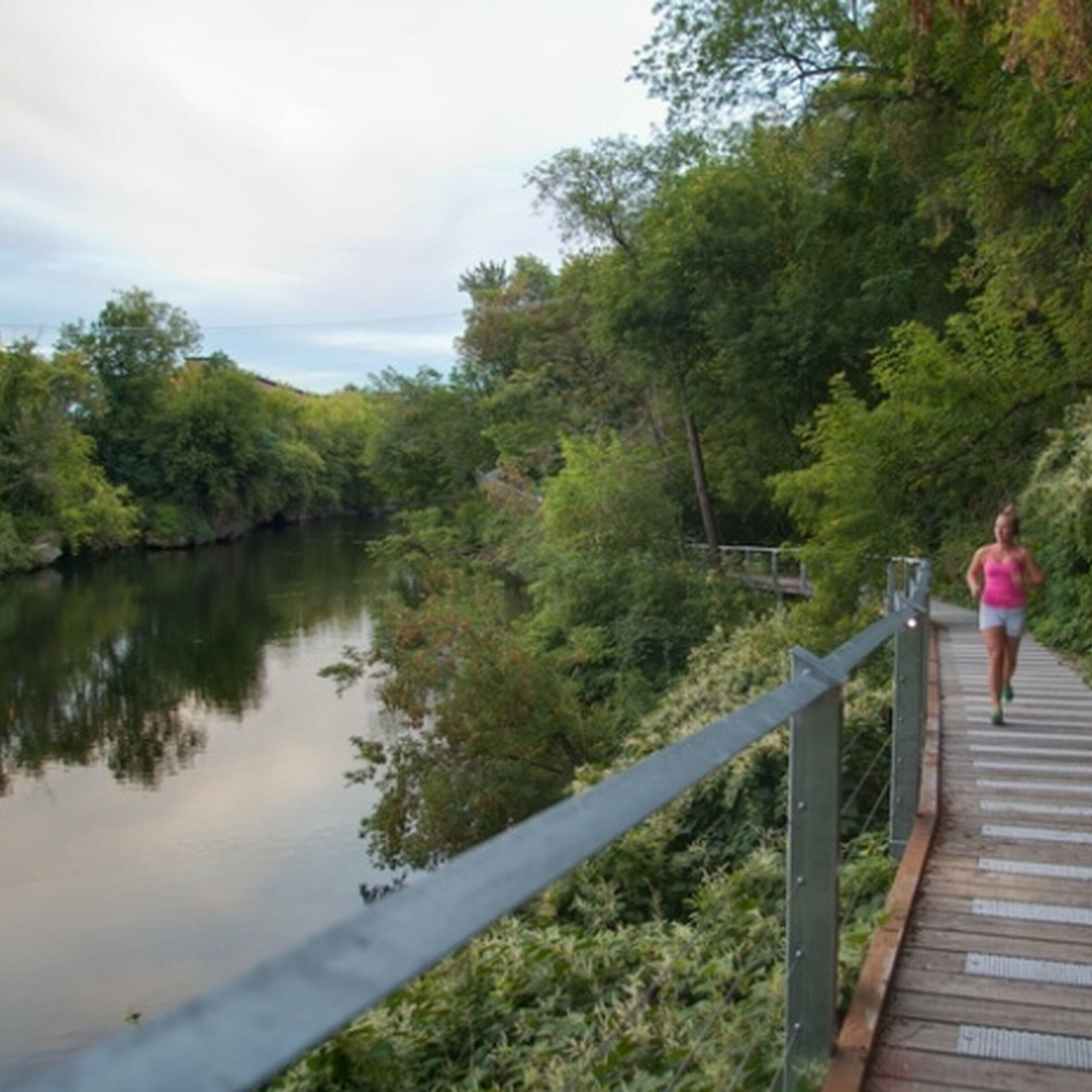 Êtes-vous plus heureux à Sherbrooke ou à Magog ? 