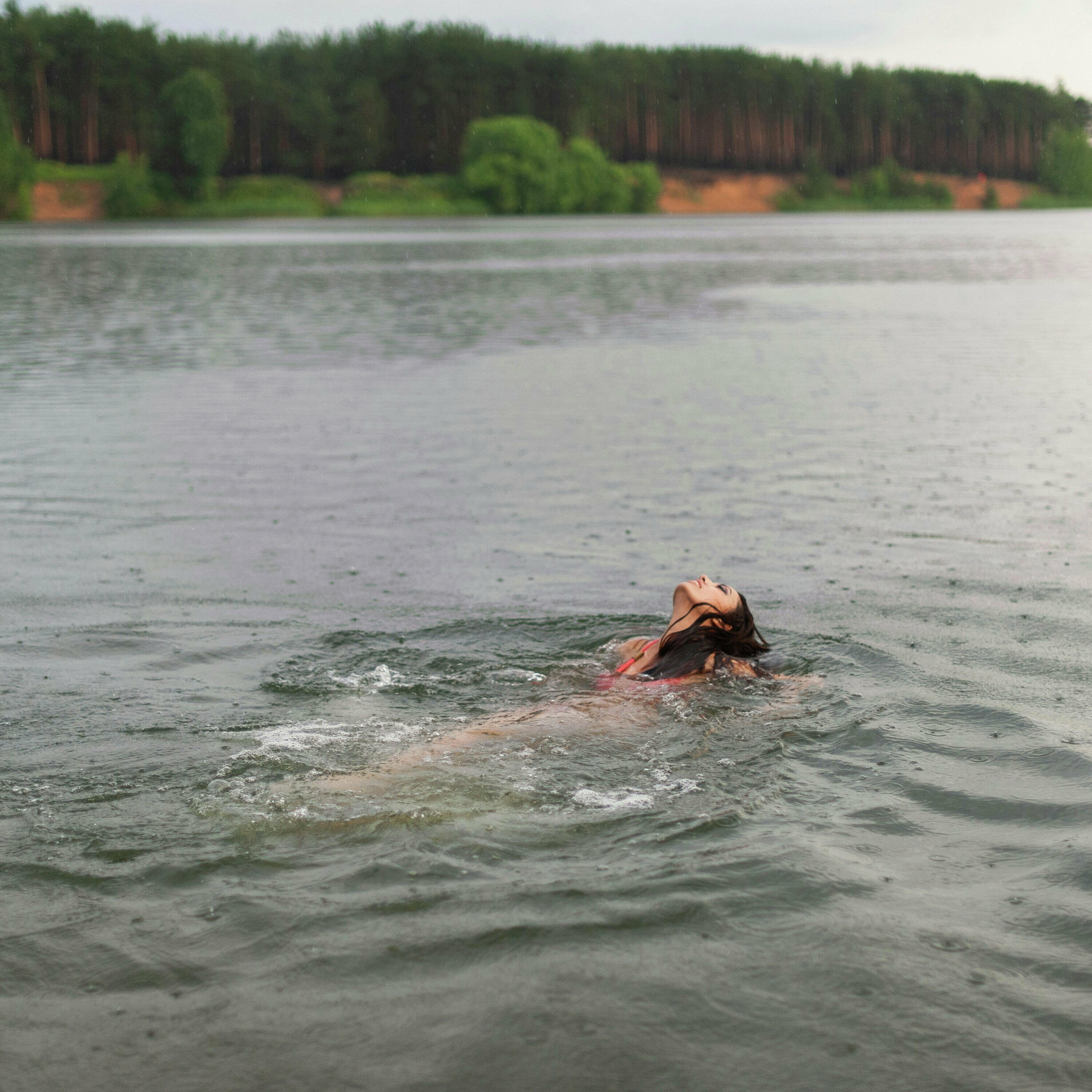 Is Swimming Less Than 30-Mins After Eating Really a Bad Idea?