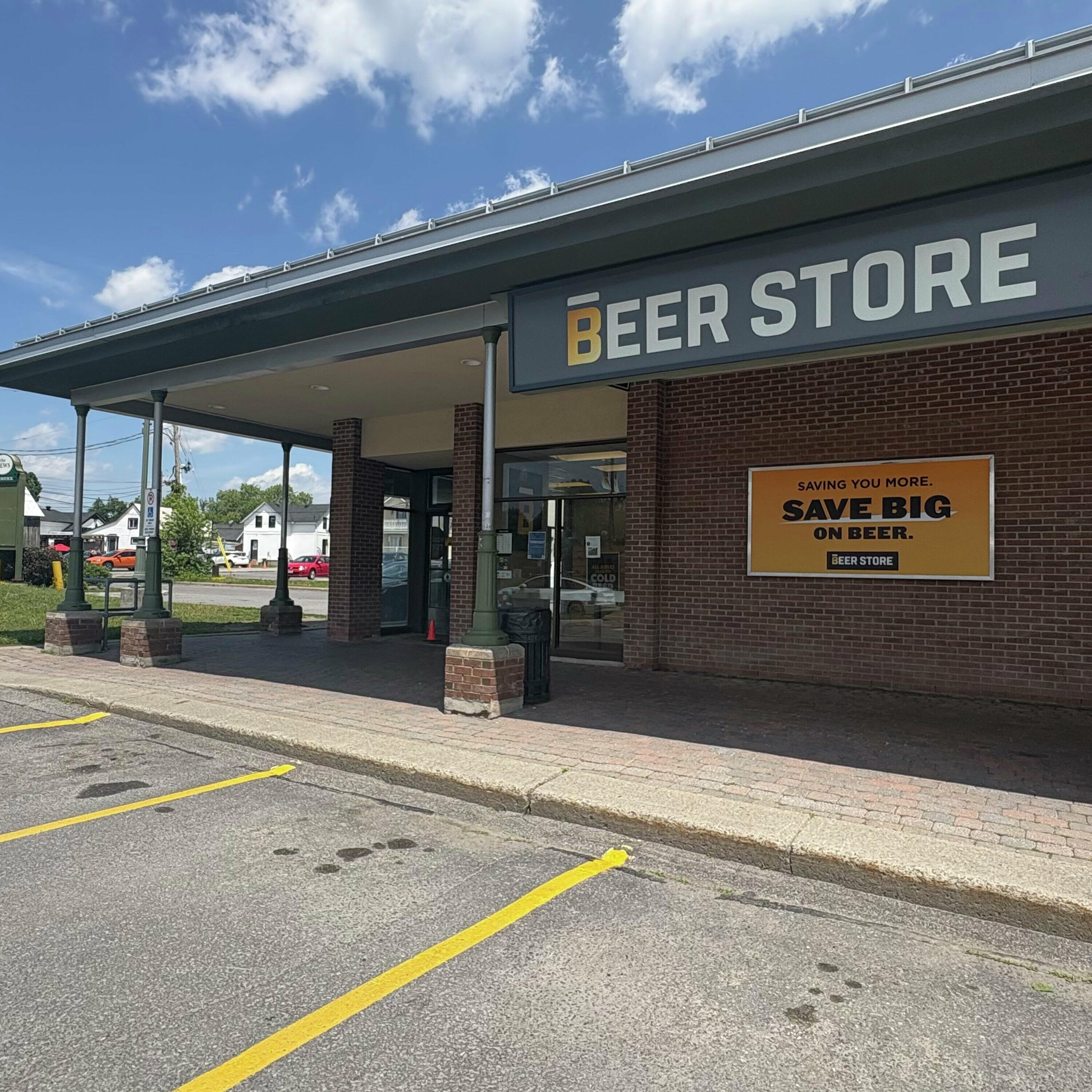 The Morning Rush - The Beer Store is closing its Manotick location this summer