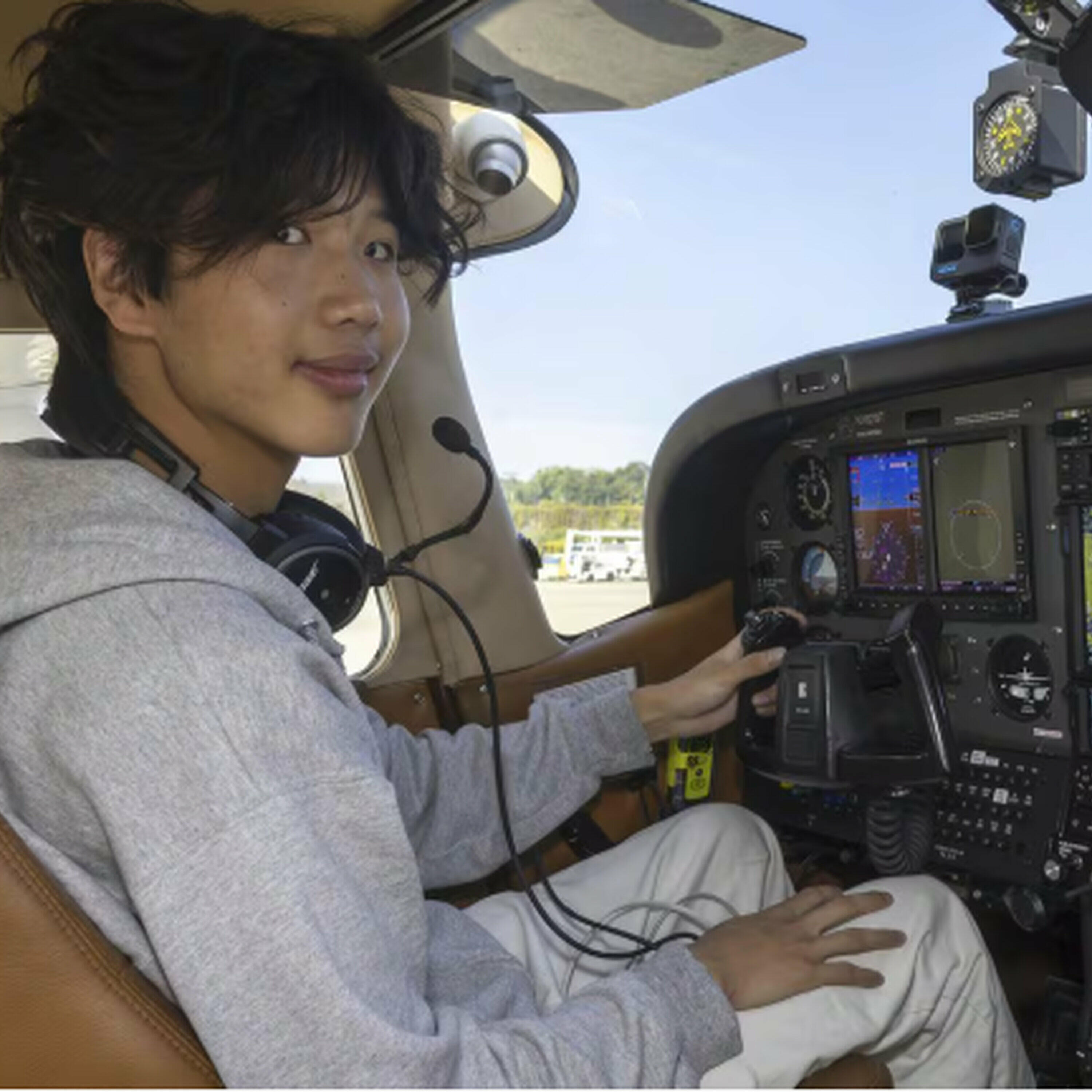 The Morning Rush - Pilot with the goal of landing on every continent arrested upon landing in Chilean Antarctica