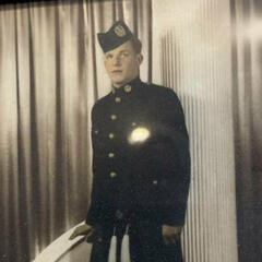 WW2 veteran is coming home after someone generously donated 60-thousand to get him home on air ambulance - Mornings with Mike and Meg - Sound Bites