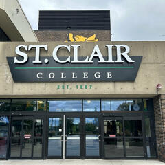 Potential Strike Action for Colleges - Live and Local on AM800