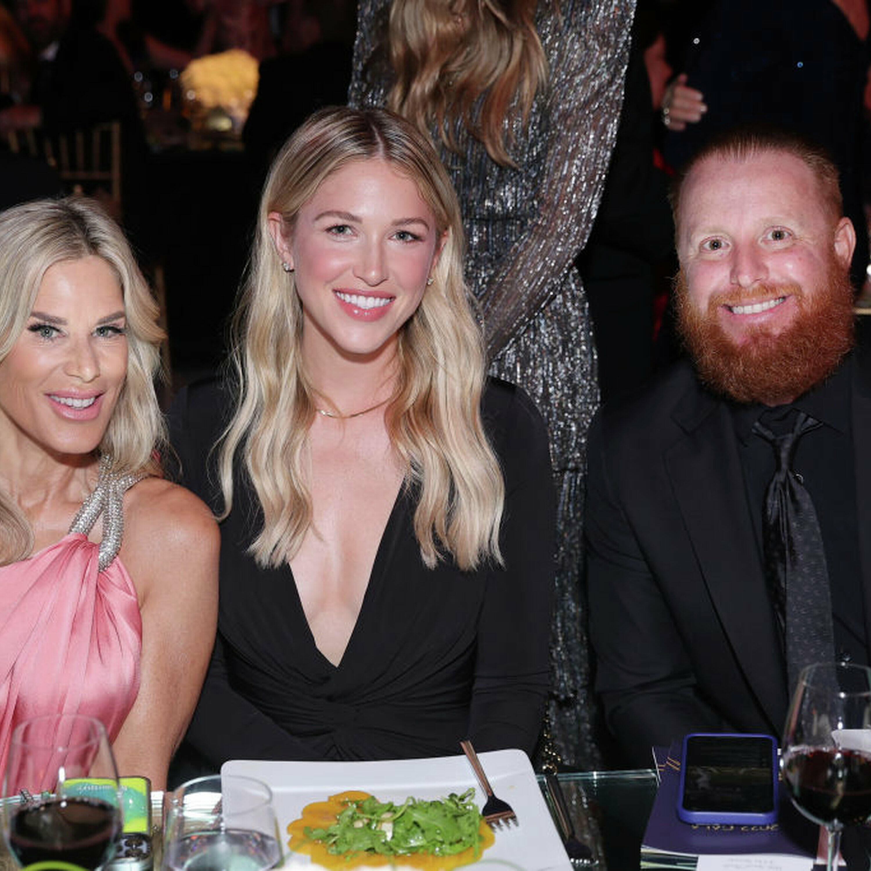 Ellen K Morning Show - JUSTIN TURNER WITH ELLEN K @CHLA GIVING TUESDAY