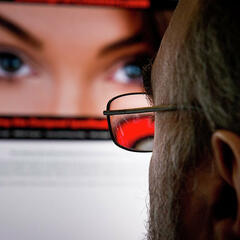 Hubby Has Wondering EYES and Felicity Needs Our Help + A BIG Announcement - Ellen K Morning Show On Demand