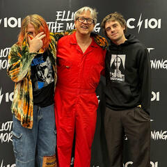 Royel Otis: First US Tour, Selling Out, Murder On The Dancefloor! - It's Mike Jones