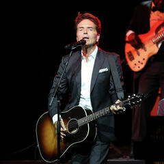 Richard Marx Talks New Podcast & Tour, Greatest Rom Com's Revealed and More - On with Mario Daily Podcast