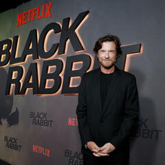 Jason Bateman's Wild Take on Dogs, 30% of Adults Scared of The Dark & More! - On with Mario Daily Podcast