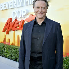 Judge Reinhold Talks New 'Beverly Hills Cop', Latest Buzz & More! - On with Mario Daily Podcast
