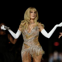 Meghan Trainor Talks New Christmas Song, 2026 Tour Plans & More! - On with Mario Daily Podcast