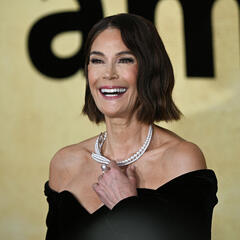 Teri Hatcher Talks New 'Desperate Housewives' Podcast & More! - On with Mario Daily Podcast