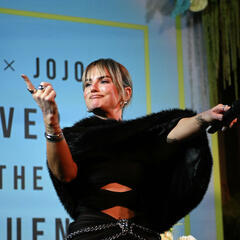Singer Jojo Joins us To Talk New EP 'NGL', Upcoming Tour, Memoir & More! - On with Mario Daily Podcast
