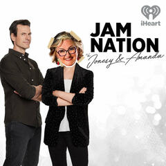 🥗 Julie Goodwin Makes Us Canned Pear Salad (TikTok Style) - JAM Nation with Jonesy & Amanda