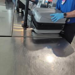 After The Show PODCAST: Murphy's Suspicious Suitcase. - Murphy, Sam & Jodi