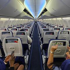 AFTER THE SHOW PODCAST: Flight Talk. - Murphy, Sam & Jodi