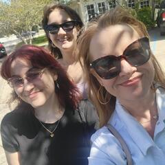 FLASHBACK: AFTER THE SHOW PODCAST: Moms Do It Better? - Murphy, Sam & Jodi