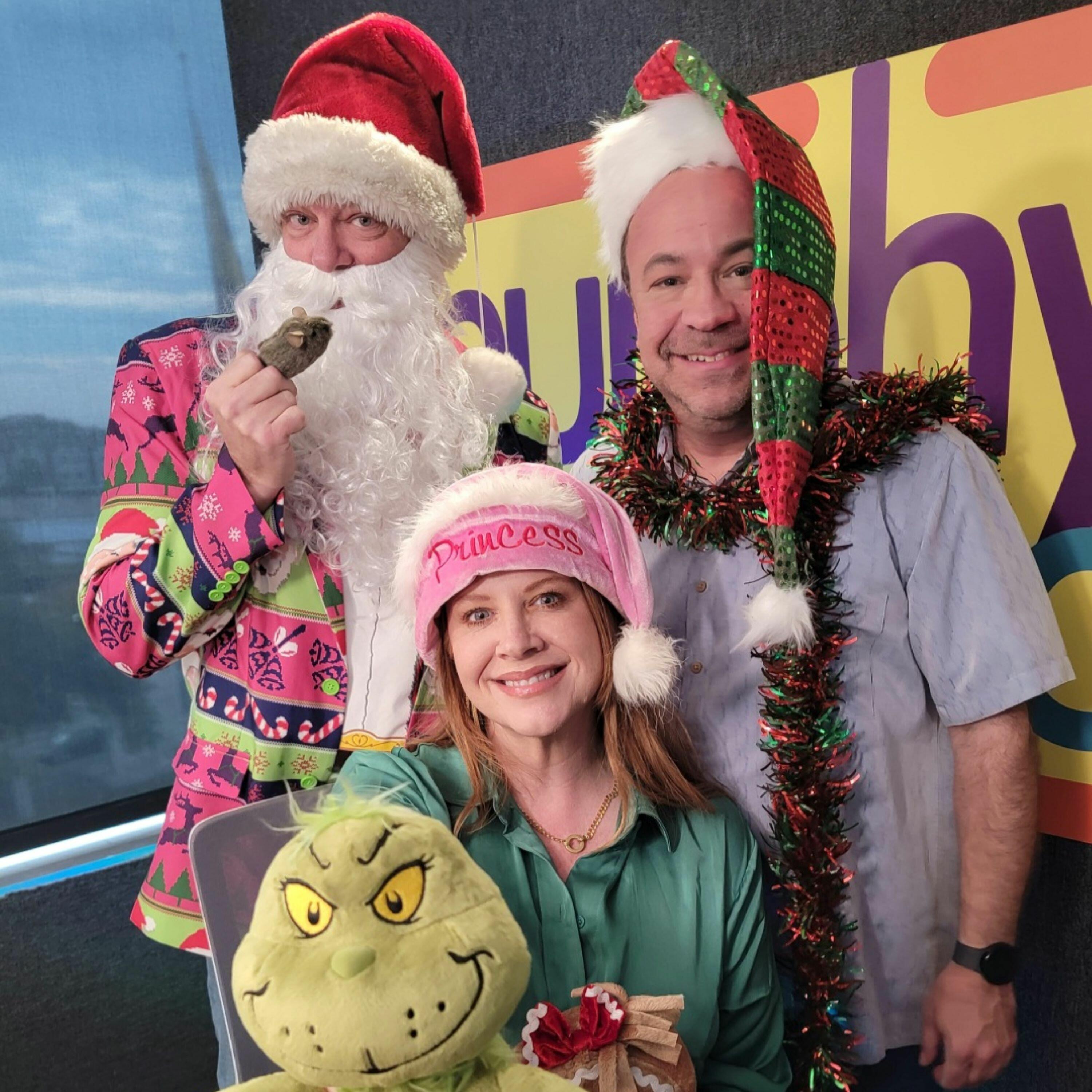 Murphy, Sam & Jodi - THE WEEKEND SHOW PODCAST: Santa is here, kids!!! 