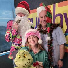 THE WEEKEND SHOW PODCAST: Santa is here, kids!!!  - Murphy, Sam & Jodi