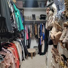 AFTER THE SHOW PODCAST: A Woman's Closet. - Murphy, Sam & Jodi