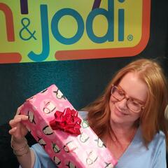 The Private Joke Gift - Murphy, Sam & Jodi