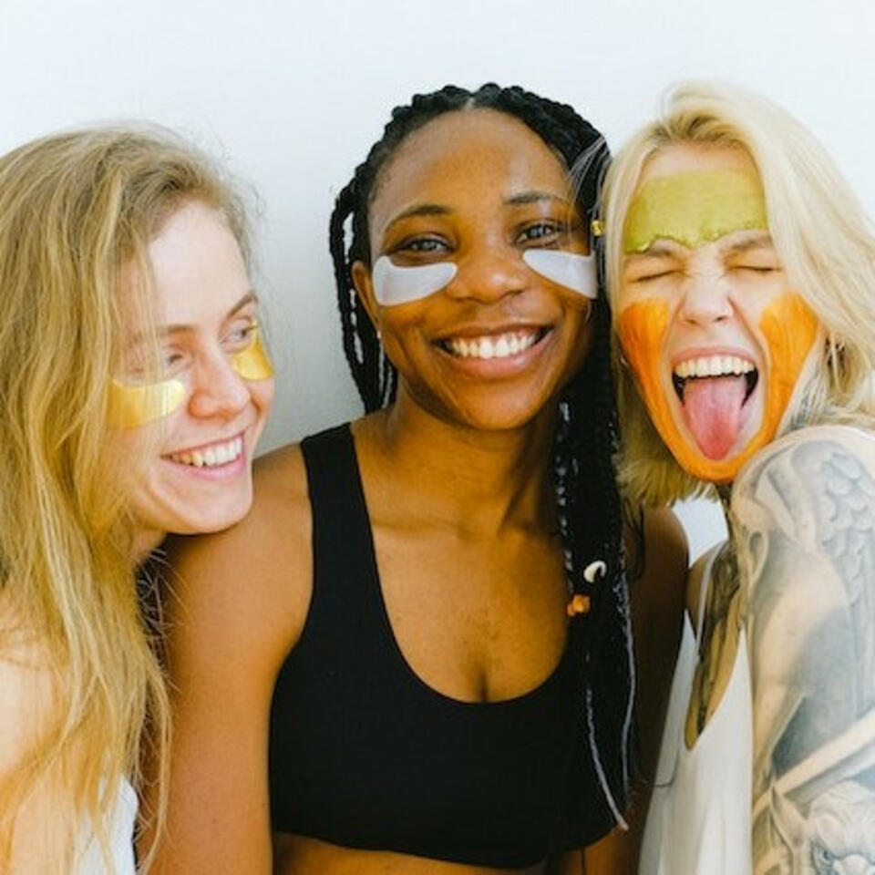 Green Earth Essentials: Holistic Living And Plant-Based Wellness With Michelle Jackson