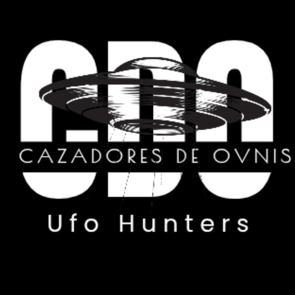 Cazadores de ovnis "El Podcast" Live