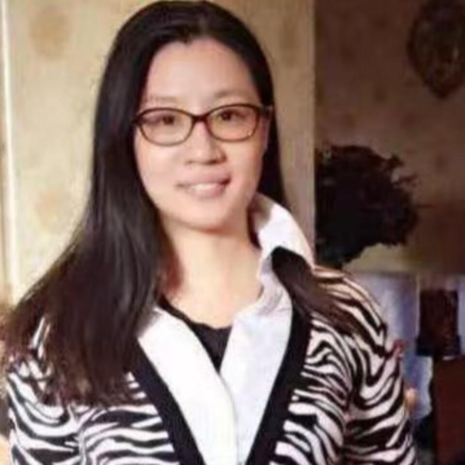 JINGYIMAMA™ Bilingual and Bicultural Stories that Cultivate Virtue through Living Art and Education