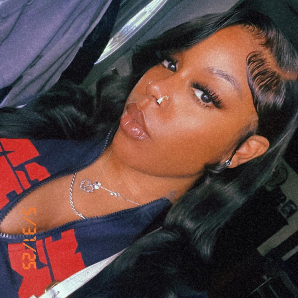 FemininewithFaye