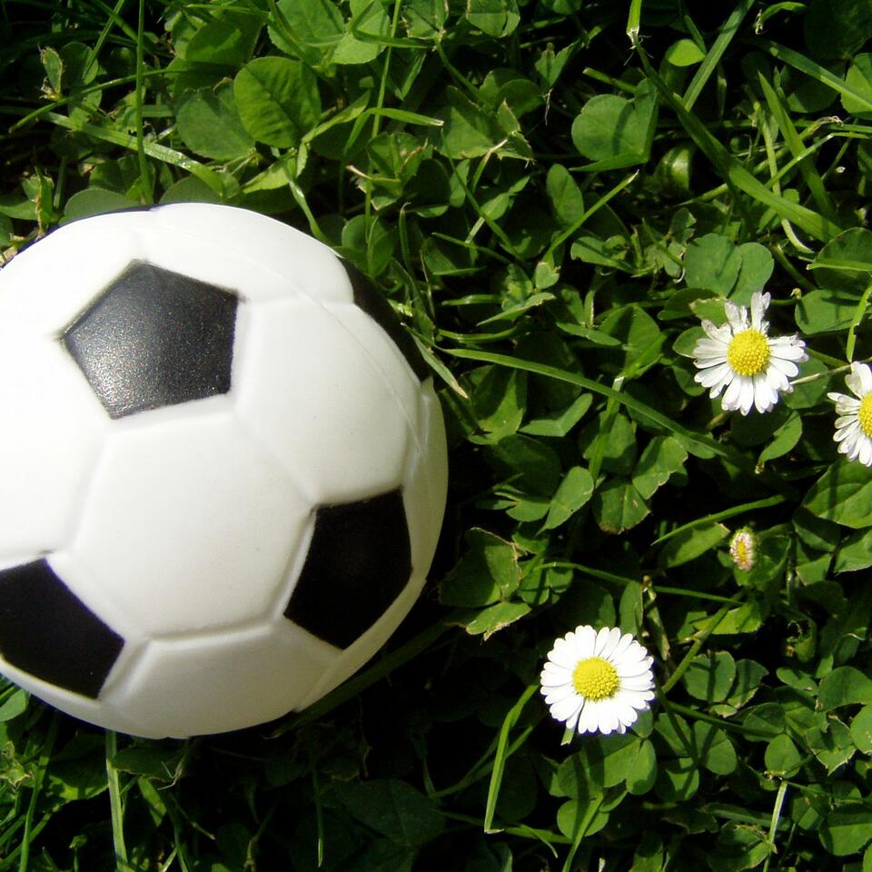 Só Futebol? Não! com Raissa