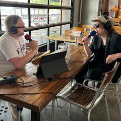 Luke Spiller: The Struts Making New Music, Solo Album and Advice For His Younger Self! - It's Mike Jones