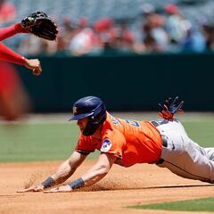 Joe Espada Joins The Show After A Successful Stretch Of Games Dominating The AL West - The Matt Thomas Show with Ross