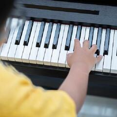 (Smile File) We’ve Heard of Child Prodigies, but This... - Steve & Gina in the Morning Podcast