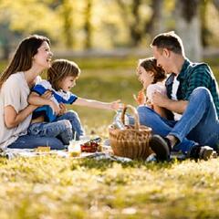 Steve shares a great picnic hack (Joke of the Day) - Steve & Gina in the Morning Podcast
