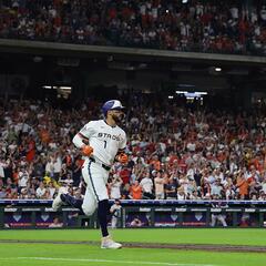 Astros Take Game 1 vs Red Sox! Josh Hader Might Be On IL, Astros Sit 67-52 With Mariners Still Close By - The Matt Thomas Show with Ross