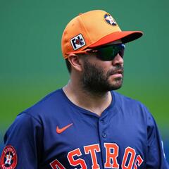 Altuve Makes Left Field Debut, Diggs Files Lawsuit, VanVleet Returns To Rockets, Stafford Stays In LA - The Matt Thomas Show with Ross