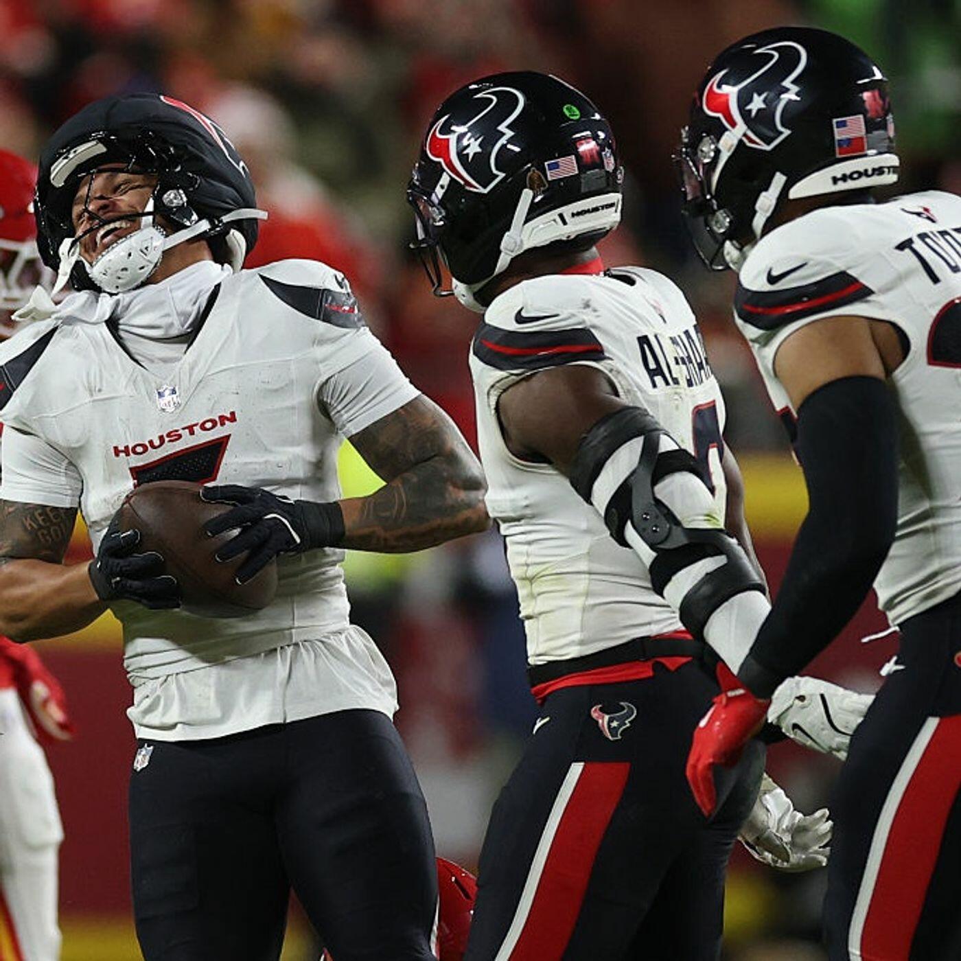 The Matt Thomas Show with Ross - Texans Take Down Chiefs! CFB Results Cause Chaos?!