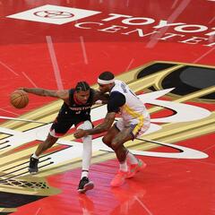 Rockets FINALLY Beat Warriors, Heading To Vegas, Can Texans Defense Stop Tyreek Hill? - The Matt Thomas Show with Ross