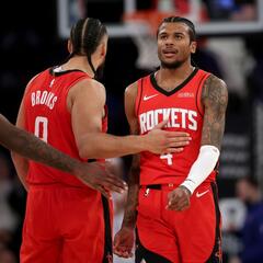 Rockets Lose To Knicks, Texans Hire New OC, Astros Confirm Altuve In Left Field - The Matt Thomas Show with Ross