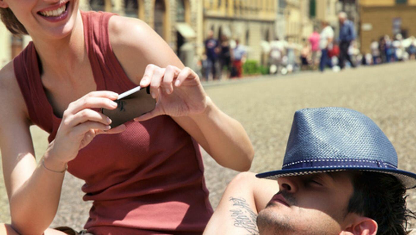 Him VS Her Phone Addiction 📱 He Wants Love, She Wants WiFi