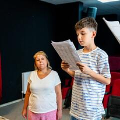 Dad pops son's balloon of joy regarding school play role (Joke of the Day) - Steve & Gina in the Morning Podcast