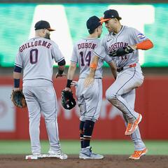 Brian Bogusevic Joins The Show After Astros Win 13-3 vs The Athletics - The Matt Thomas Show with Ross