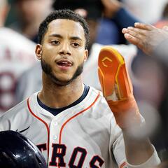 Astros Take The Series From The Cubs! Pena Is Out On A Rib Injury, Can the Astros Take Anymore? - The Matt Thomas Show with Ross