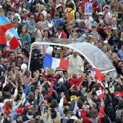 (Smile File) Former "Popemobile" Gets a Second Life to Help Others - Steve & Gina in the Morning Podcast